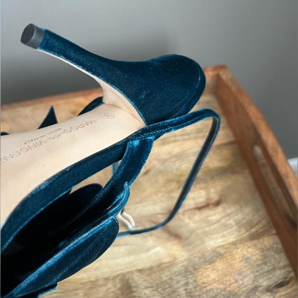 MARCO DE VINCENZO Deep Jade/ Turquoise Flower Embellished Velvet Sandals 40 EU - Picture 8 of 11